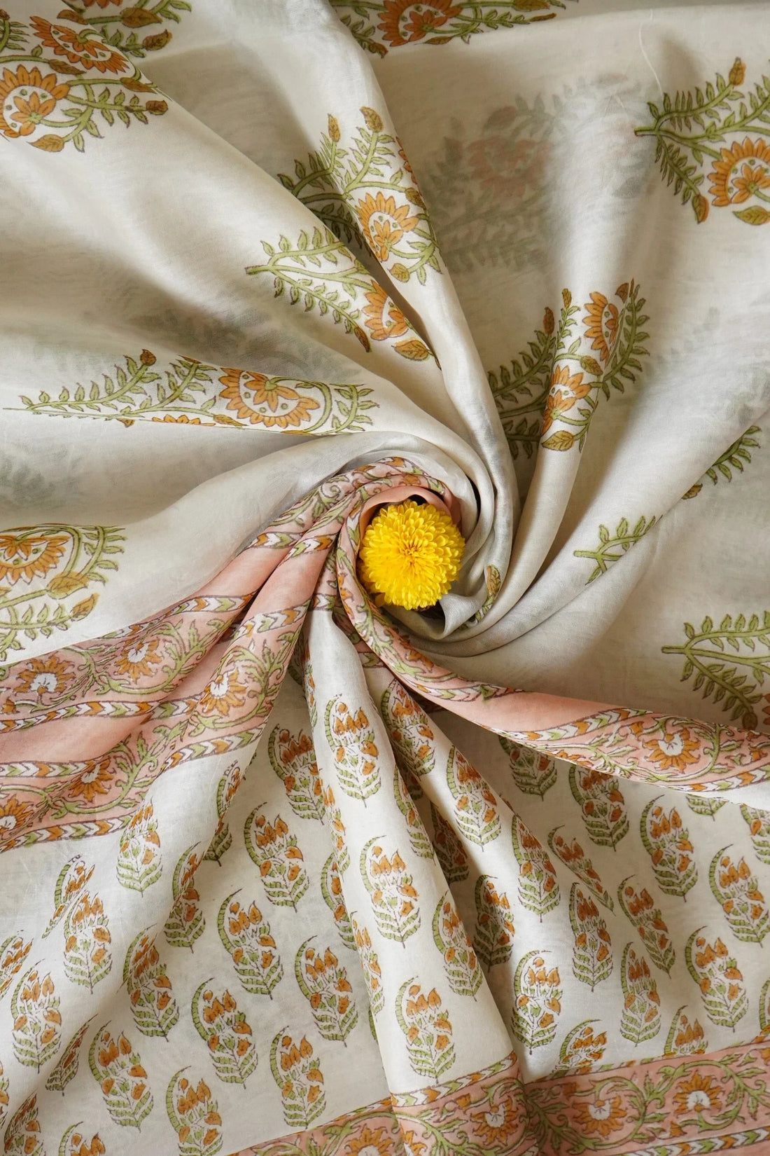 How to Style Light Cotton Sarees for a Graceful Daytime Look