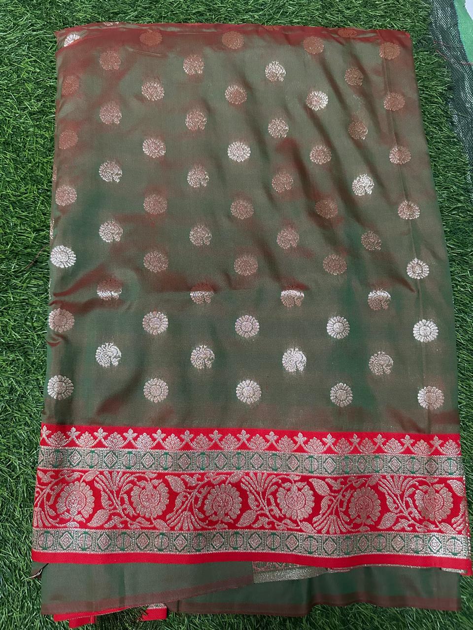 Royal Emerald Green & Bridal Red Zari Silk Saree with Grand Pallu